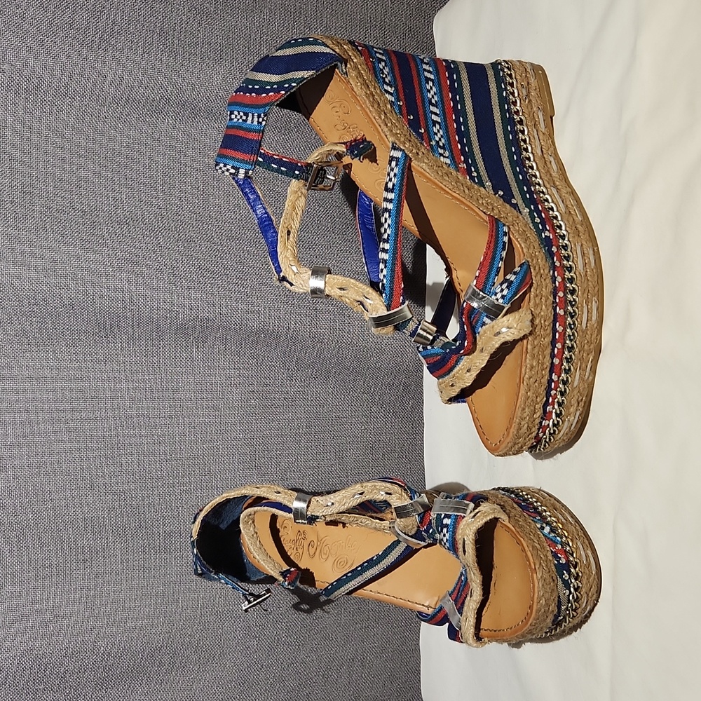 Naughty Monkey Espadrilles size 8.5